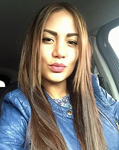 43 Year Old Medellin, Colombia Woman