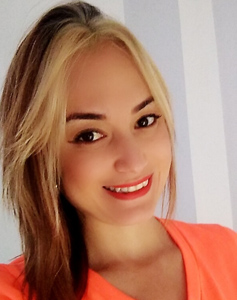 41 Year Old Medellin, Colombia Woman