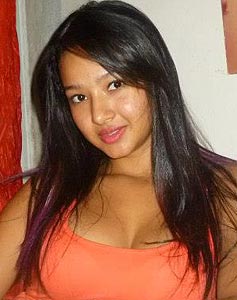 30 Year Old Bogota, Colombia Woman