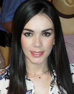 40 Year Old Manizales, Colombia Woman