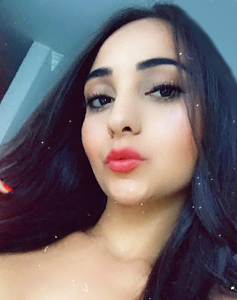 30 Year Old Medellin, Colombia Woman
