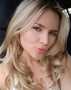 39 Year Old Garzon, Colombia Woman